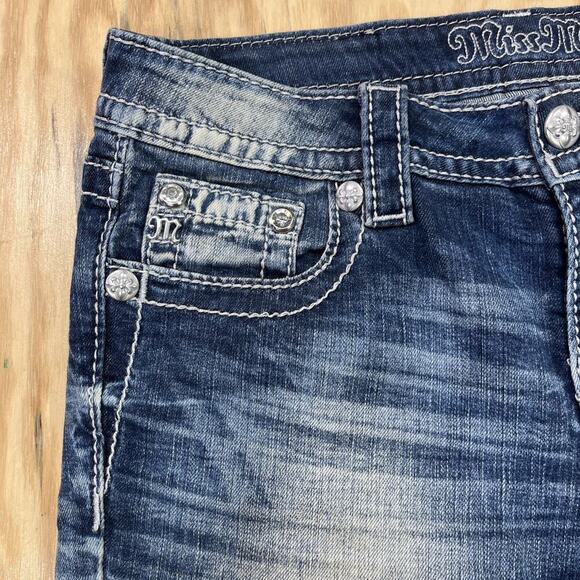 Miss Me Jeans Capris Crop Women’s Size 26 Mid Rise Embellished Medium Wash Denim - Picture 7 of 14